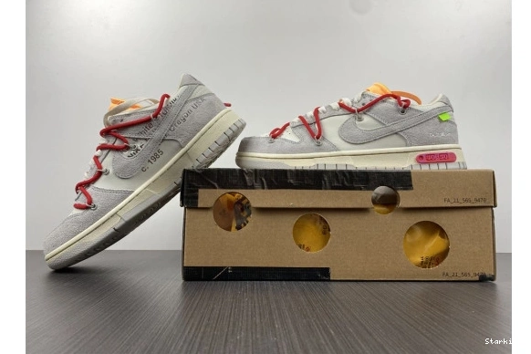 DJ0950-103 Dunk Low Lot Nike O-W 40 0930